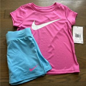 NWT Nike Toddler Set size 4t